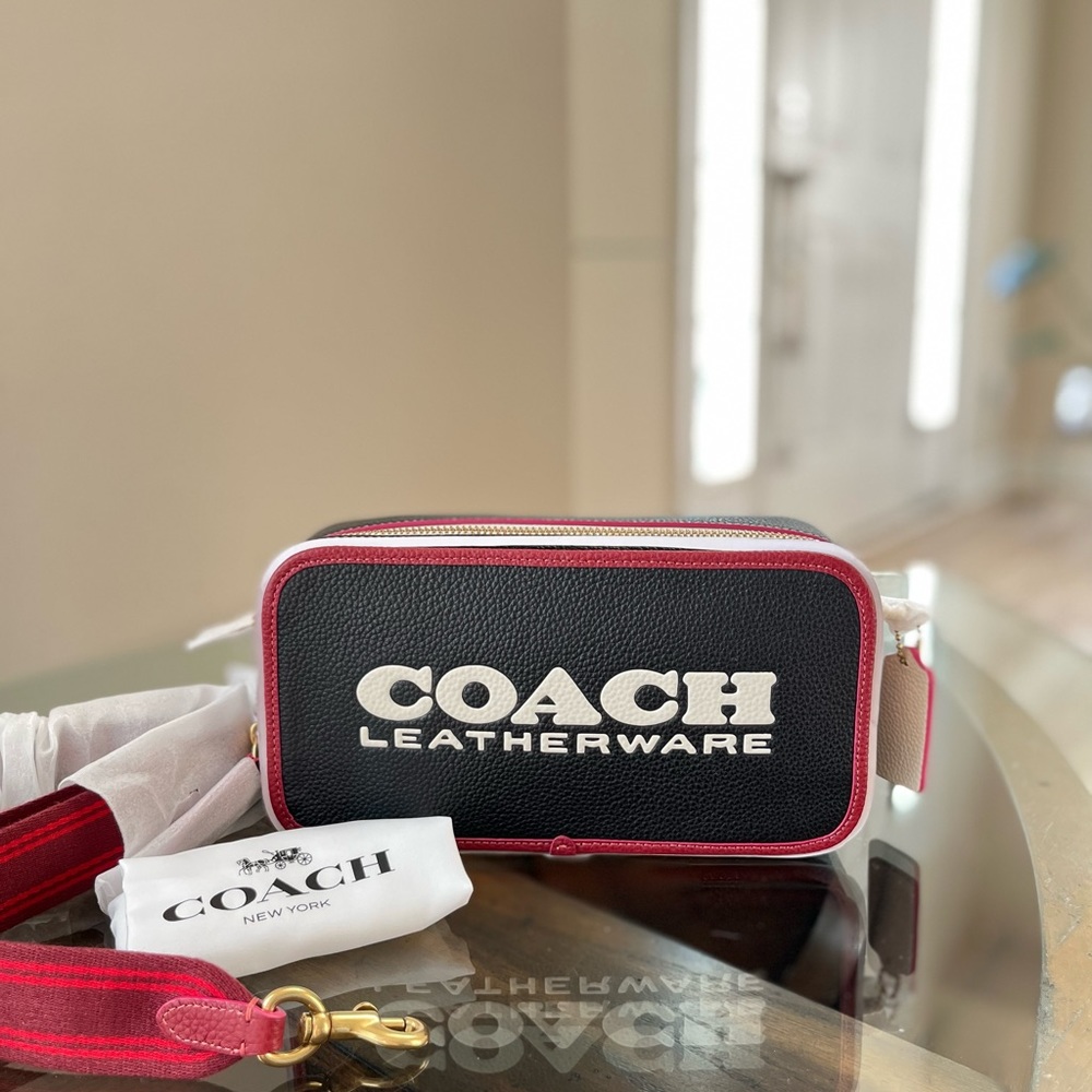 Coach colorblock kia camera bag